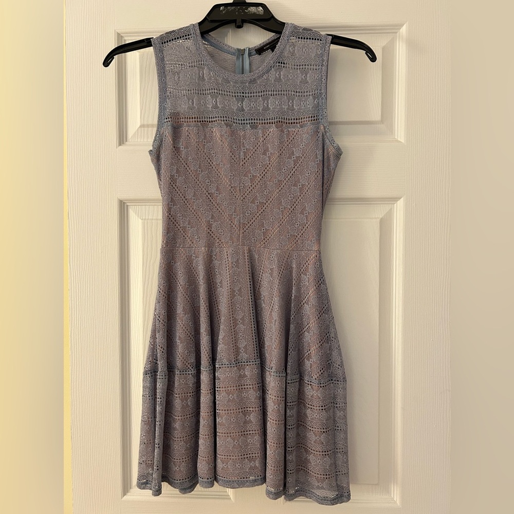 Elegant Lace Sleeveless Mini Dress